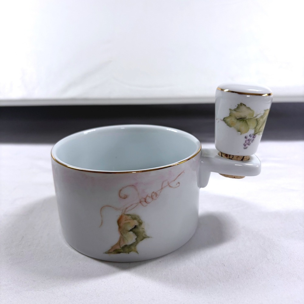 Hand Painted Porcelain Wine Coaster with Matching Grape Vine Cork Stopper Rare - Picture 4 of 13